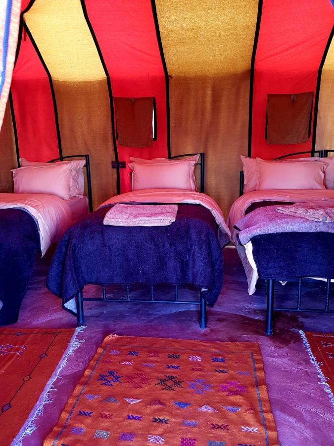 Отель Sahara Nomad Camp Мерзуга Экстерьер фото